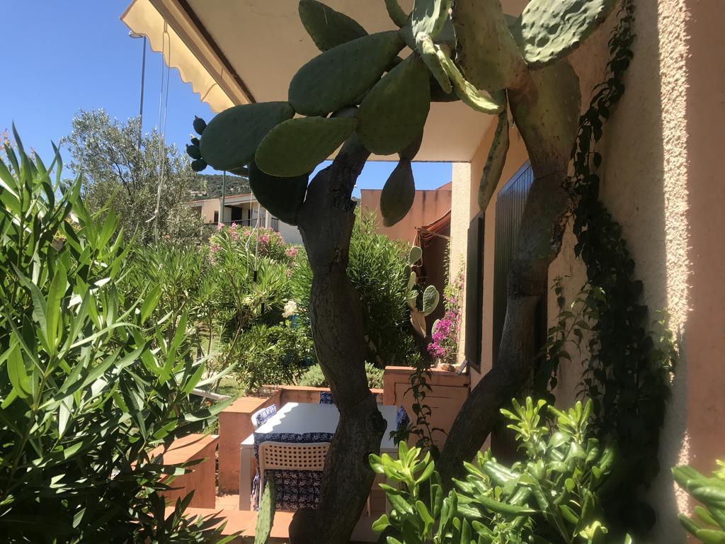 Bilocali Residenza Mediterranea Cannigione Bagian luar foto
