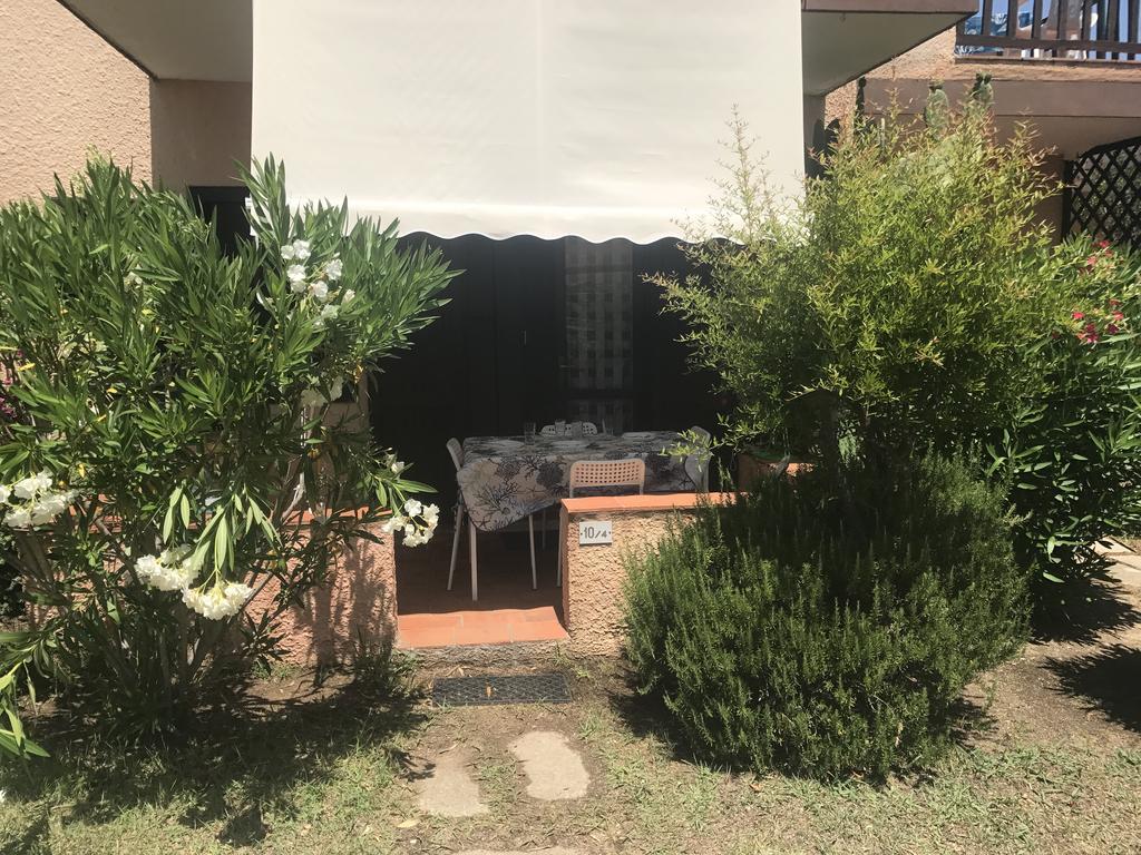 Bilocali Residenza Mediterranea Cannigione Bagian luar foto